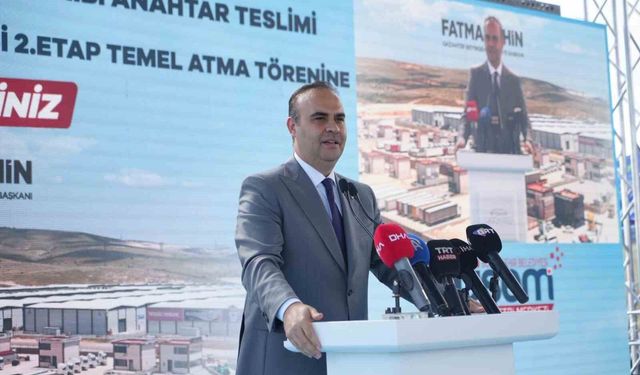 Bakan Kacır Gaziantep'te konuştu:
