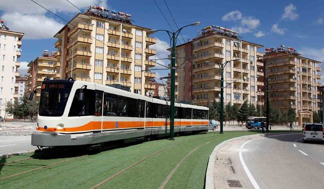 Gaziantep'te LGS'ye girecek öğrencilere ulaşım desteği