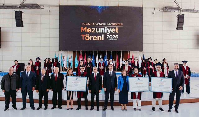 Hasan Kalyoncu Üniversitesi bin 878 öğrencisini mezun etmenin gururunu yaşadı
