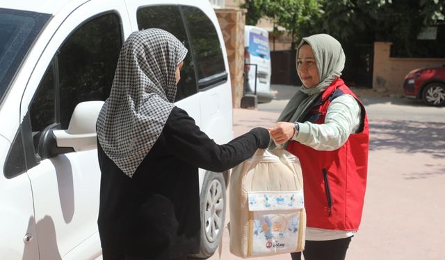 Nizip Belediyesi, "Hoş Geldin Bebek" projesiyle ailelerin sevincini paylaşıyor