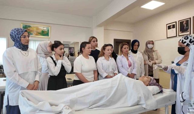 Şahinbey'de güzellik kurslarına yoğun ilgi