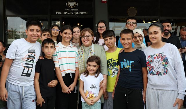 Başkan Şahin, Asfaltı Yenilenen Turgut Özal Bulvarı'nda Vatandaşlarla Buluştu