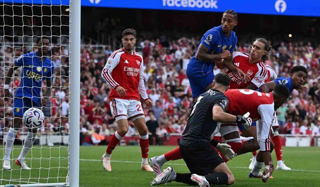 Londra derbisinde kazanan Arsenal
