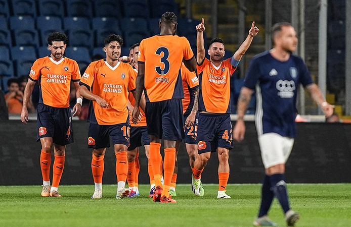 UEFA Konferans Ligi 2. Ön Eleme Turu: Başakşehir: 6 - La Fiorita: 1 (Maç sonucu)