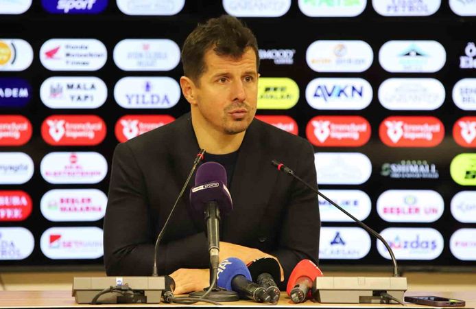 Emre Belözoğlu: 'Bugün oynadığımız futbola çok fazla söylenecek bir şey yok'