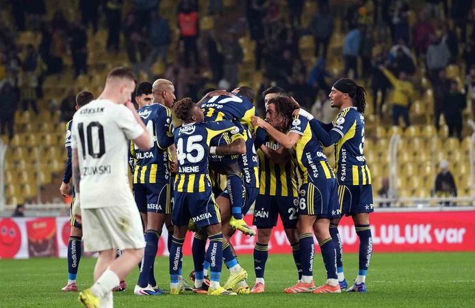 Fenerbahçe, Gaziantep FK'yı üst üste 12. kez mağlup etti
