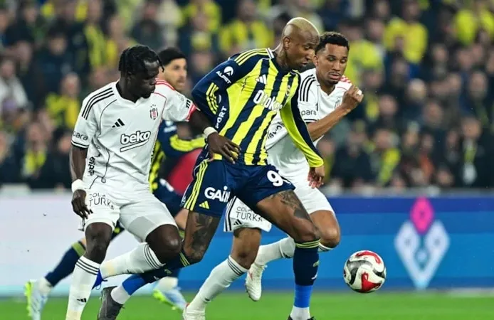 Tartışmalı derbi! Fenerbahçe, Beşiktaş'ı son dakika golüyle yendi