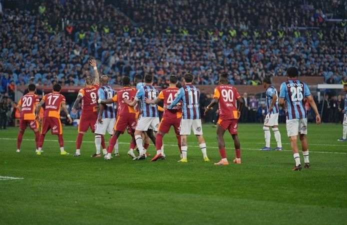 Galatasaray ligdeki 3. yenilgisini aldı