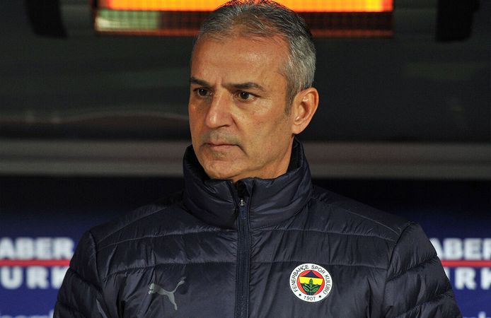 Fenerbahçe'nin yeni teknik direktörü İsmail Kartal oldu