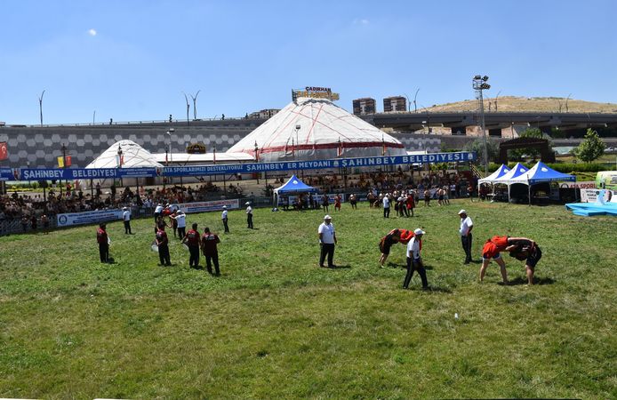 Şahinbey Belediyesi 600 güreşçiyi ağırladı