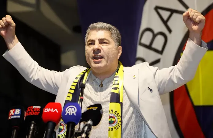 Hakan Safi: 'Gençliğim, enerjim, servetim, her şeyim Fenerbahçe'me feda olsun'