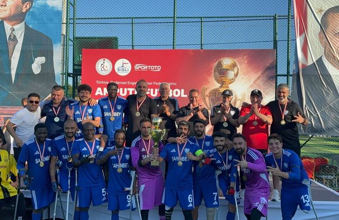 Şahinbey Ampute’den tarihi başarı: 3 kupa birden