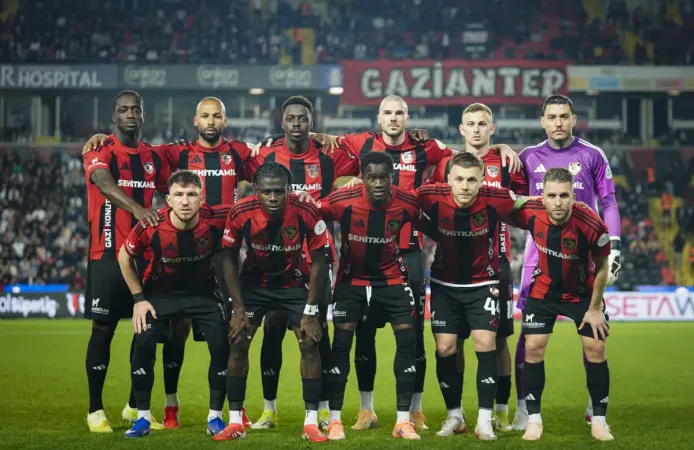 Gaziantep FK'da 5 futbolcu ile yollar ayrıldı!