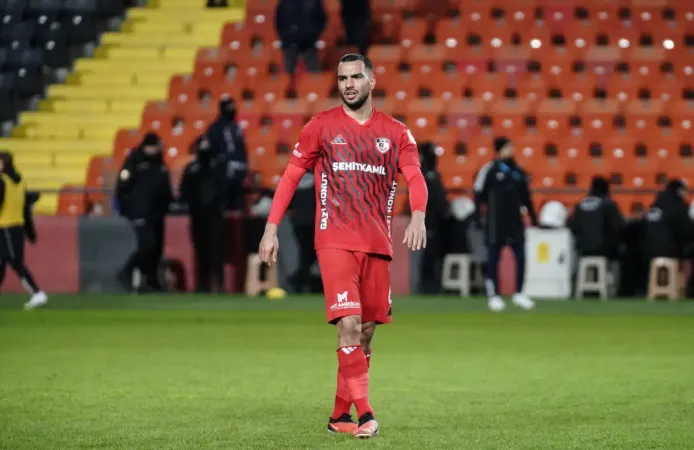 Melih Kabasakal resmen Trabzonspor'da! Gaziantep FK veda etti...