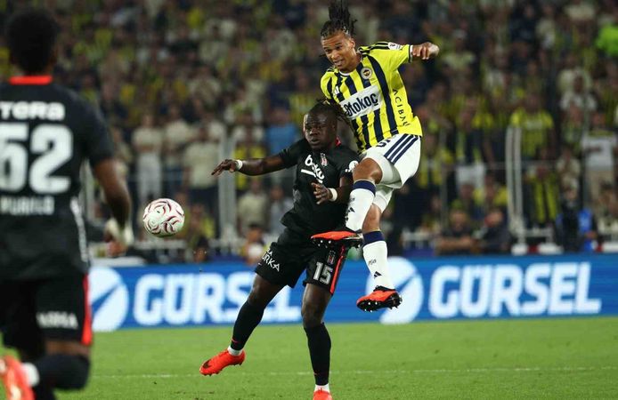 Fenerbahçe'de 3 isim ilk kez derbi oynadı