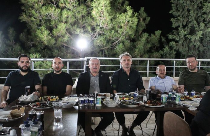 TBMM İdare Amiri Sermet Atay'dan Gaziantep FK'ya destek ziyareti!