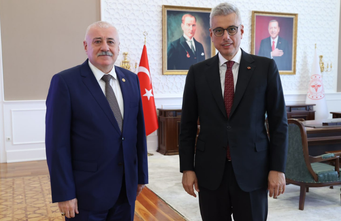 MHP Gaziantep Milletvekili Sermet Atay'dan Sağlık Bakanı Memişoğlu'na önemli ziyaret
