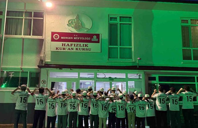 Arda Güler'den memleketindeki hafızlık öğrencilerine anlamlı jest