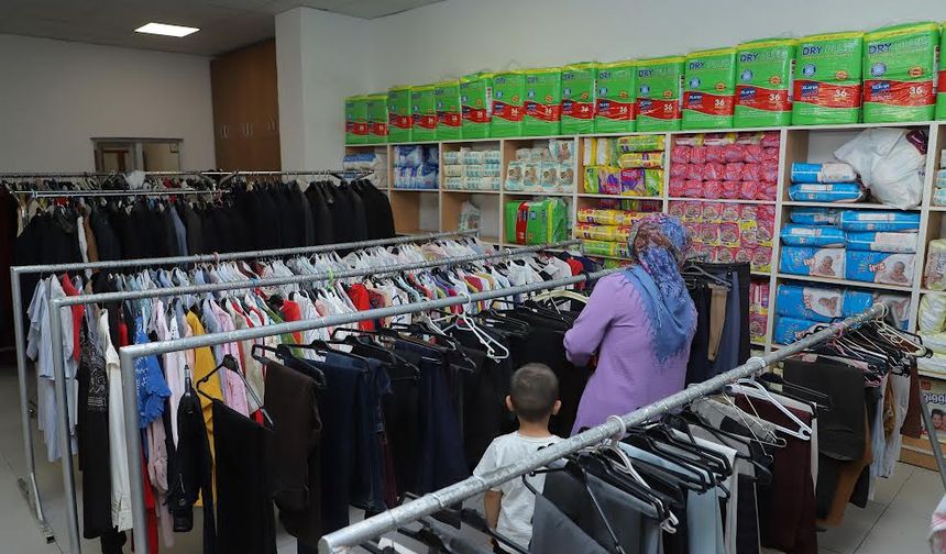 Şehitkamil'den Dar Gelirli Ailelere Kışlık Giyim Yardımı