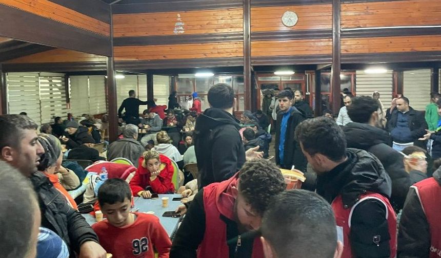 Gaziantep'in sosyal tesisleri 8 bin depremzedeye yuva oldu