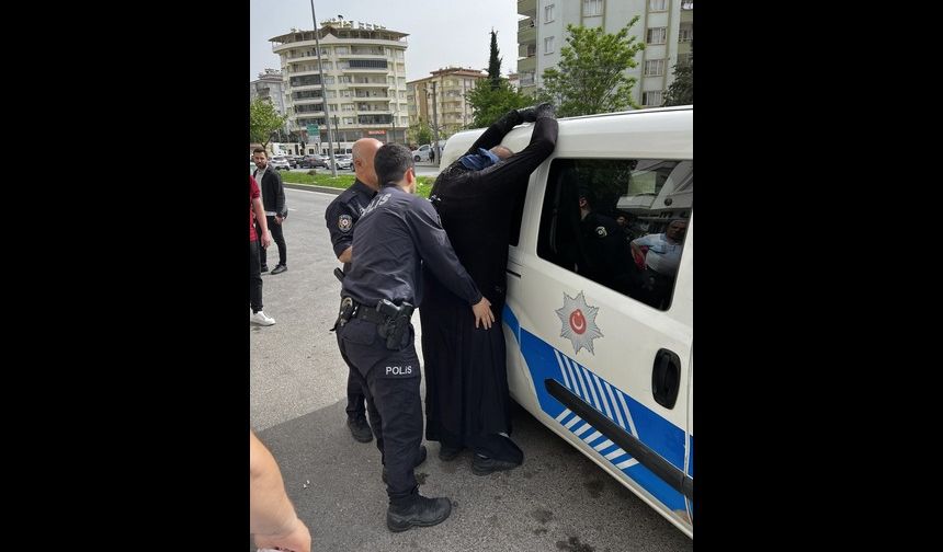 Gaziantep'te kadın kılığında hırsızlık