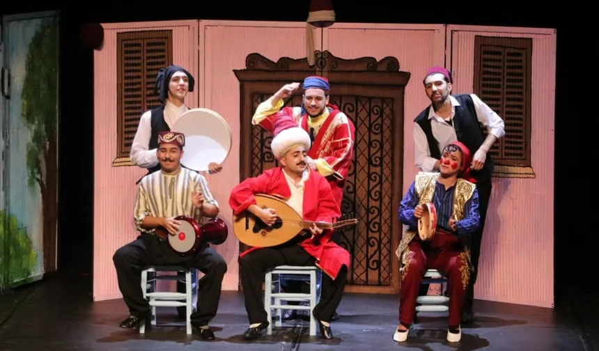 Gaziantepli genç tiyatrocular oyunlarının gelirini Filistinli çocuklara bağışlayacak