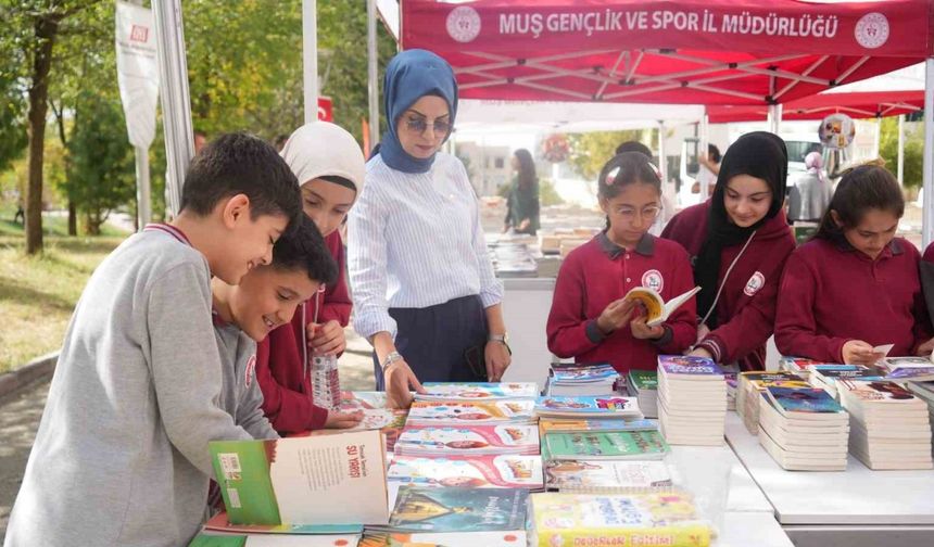 Muş’ta “2. Kitap Günleri” başladı