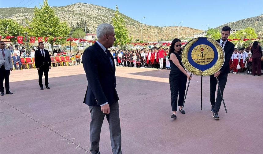 İslahiye ve Nurdağı'nda 23 Nisan Çocuk Bayramı kutlandı