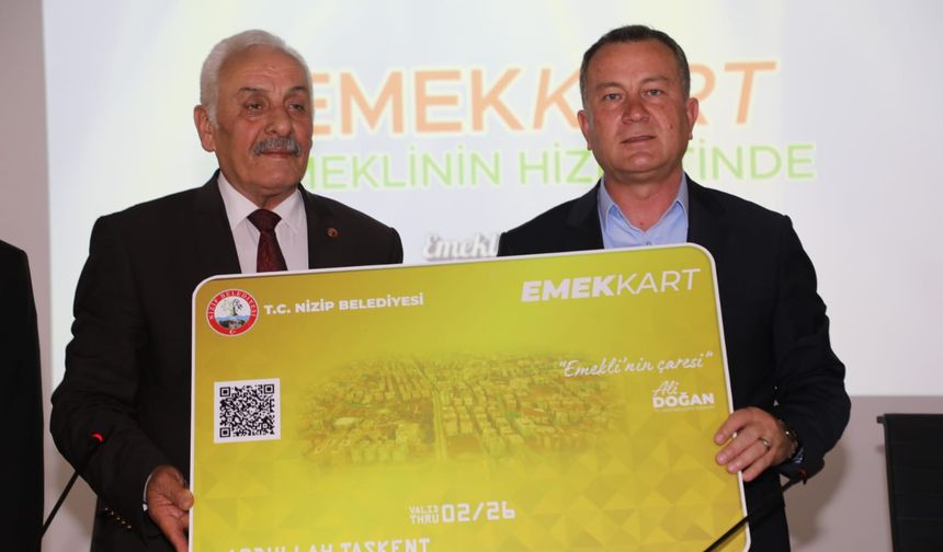 Başkan Doğan emeklileri unutmadı: Nizip'te 'Emek Kart' dönemi başladı