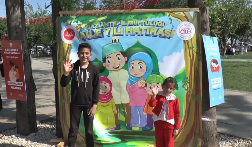 Gaziantep’te aile festivali renkli görüntülere sahne oldu