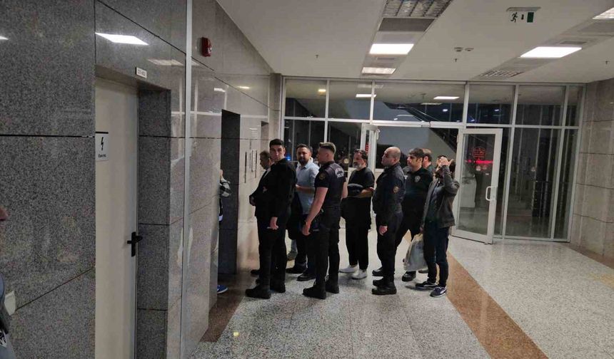 İBB’ye yönelik yolsuzluk soruşturmasında 25 şüpheli tutuklandı