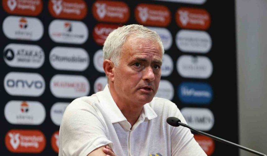 Jose Mourinho: "İşimizin kolay olacağını gelen oyuncuların kalitesi belirler"