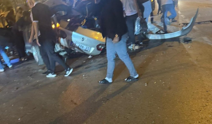 Gaziantep'te mezarlık yolunda feci kaza! Ölü ve yaralılar var...