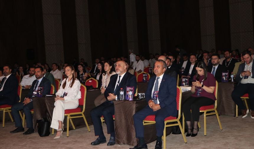Gaziantep'te 'E-İhracat Zirvesi' düzenlendi