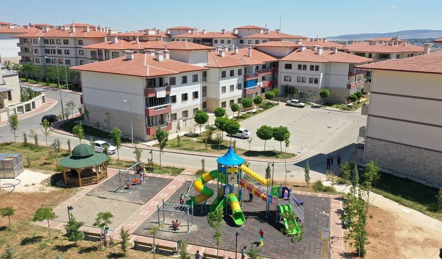 Gaziantep'te en az 4 çocuğu olan aileler çekiliş ve kuraya girmeden ev sahibi olacak