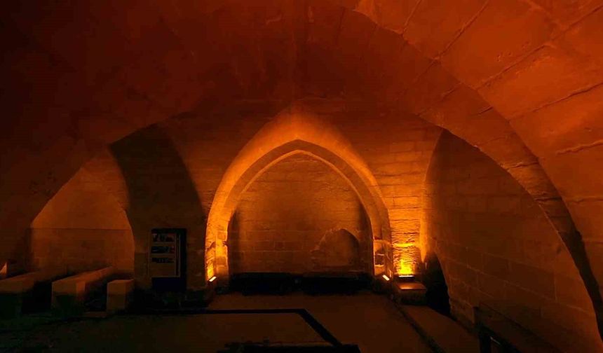 Gaziantep'teki tarihi kasteller fotoğraf tutkunlarını cezbediyor