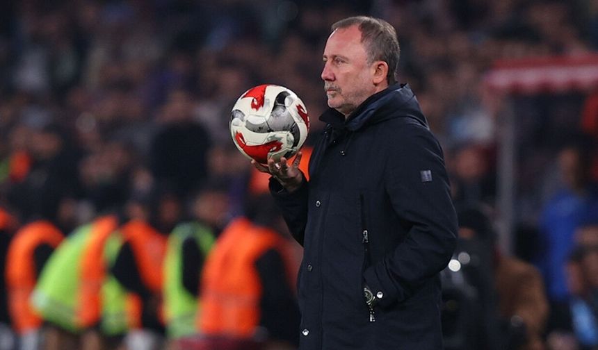 Sergen Yalçın köpürdü: 'Bu akşam bir tiyatro oynandı'