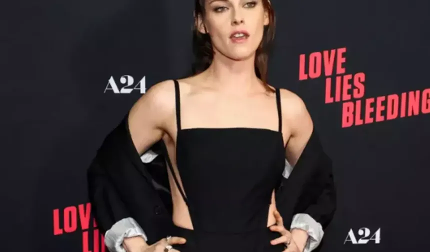 Kristen Stewart sokak stiliyle şaşırttı! Belden aşağısı... Yorum yağdı