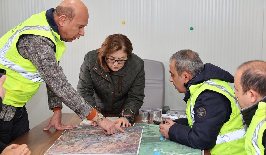 Gaziantep'te dev tünel projesi hızla ilerliyor: Dülük-OSB Tüneli'nin dörtte biri tamamlandı