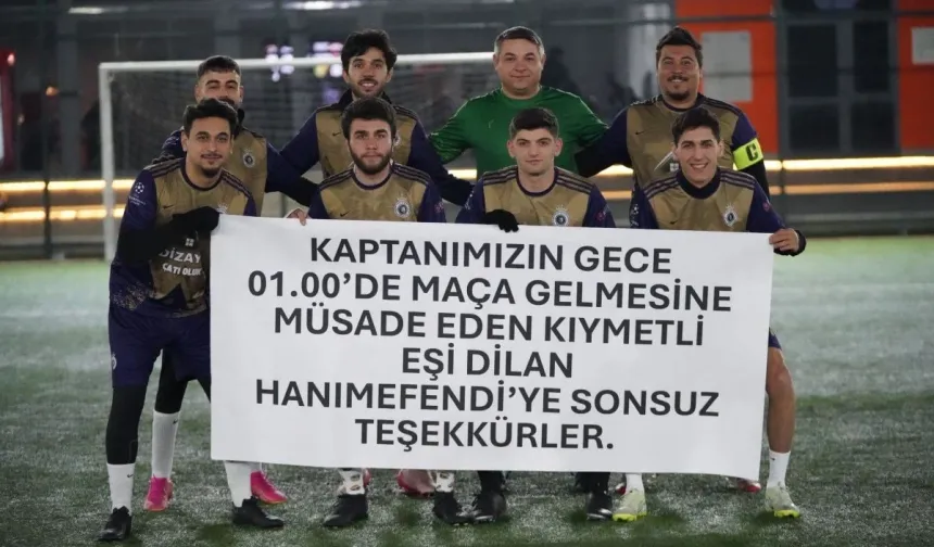 Halı sahaya yeşil ışık, yengeye pankartlı teşekkür