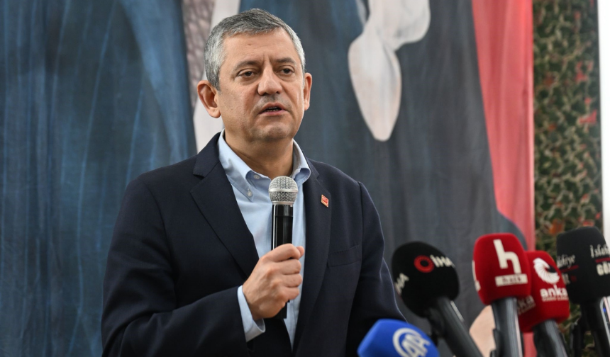 CHP Genel Başkanı Özel depremin 3. yıl dönümünde Gaziantep'i ziyaret etti