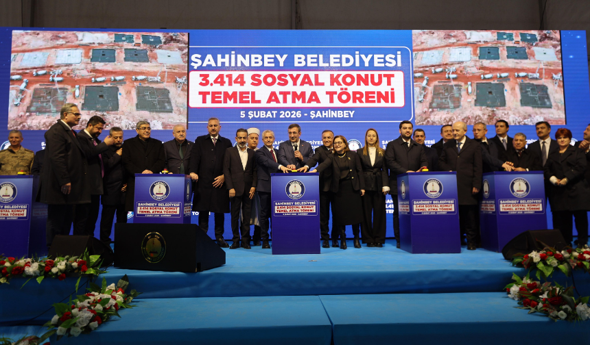 Cumhurbaşkanı Yardımcısı Cevdet Yılmaz’dan Şahinbey Belediyesi’nin konutlarına tam not