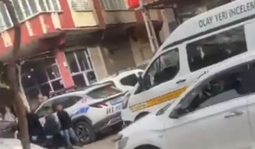 Gaziantep'te kuyumcu soygunu! Yarım kilo altın çaldılar...