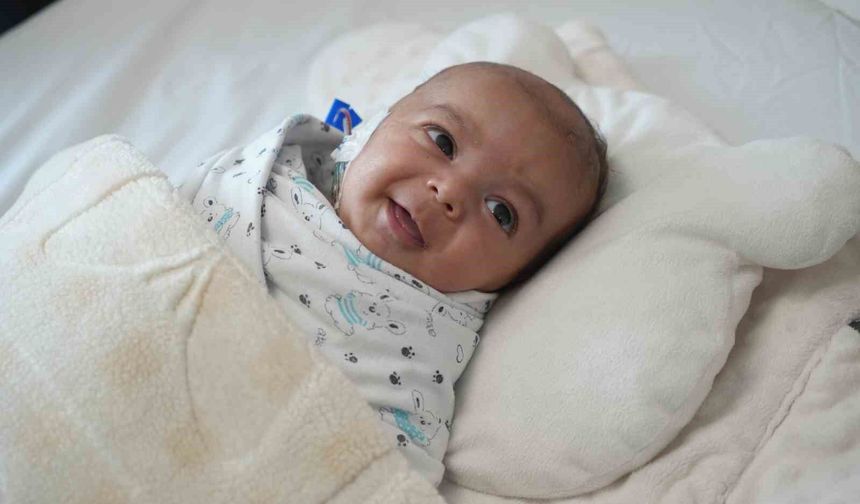 Gaziantep'te 1,5 yaşındaki bebeğin kafasındaki nadir tümör alındı! Hayata tekrar gülümsedi...