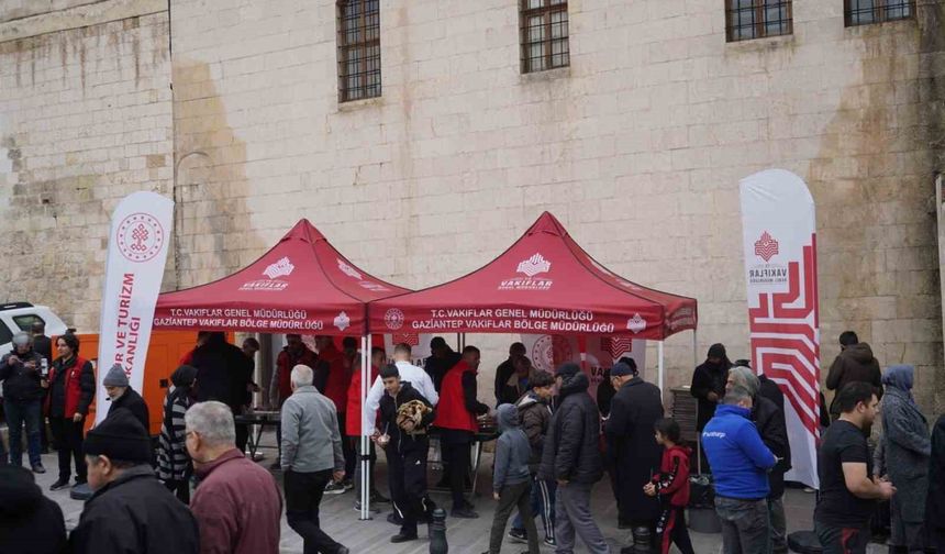 Gaziantep'te 6 Şubat deprem şehitleri için mevlid programı düzenlendi