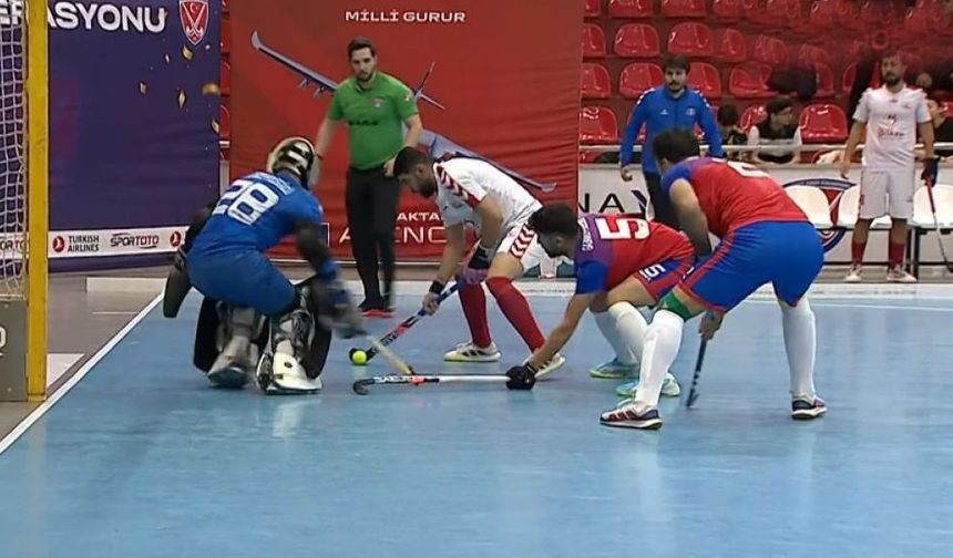 Nefes kesen mücadele! Hokeyde Gaziantep finalinde şampiyon Volkan Group