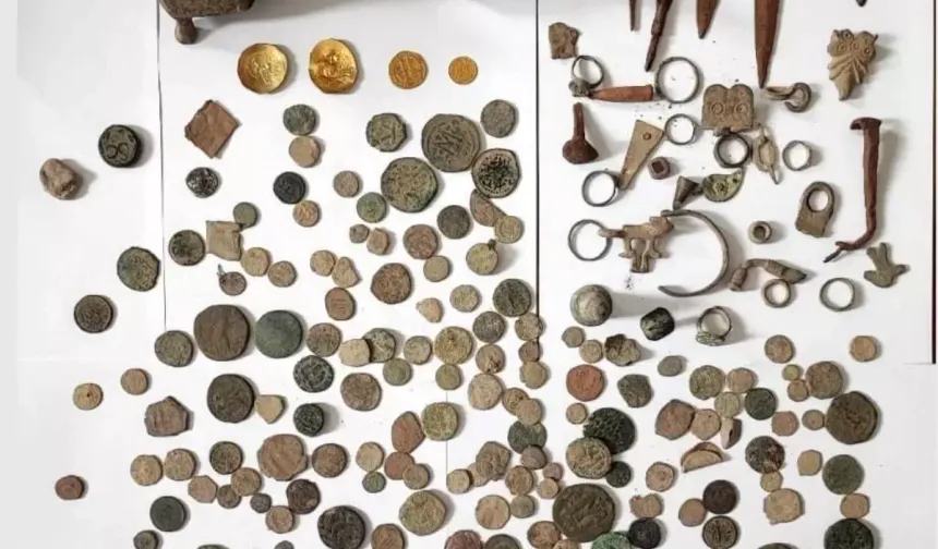 Gaziantep'te 179 adet sikke ile 29 adet obje ele geçirildi: 1 gözaltı