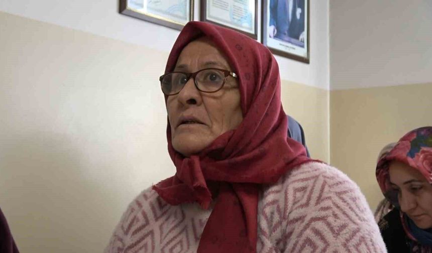 Gaziantepli kadın okuma-yazma hayalini 60 yıl sonra gerçekleştirdi