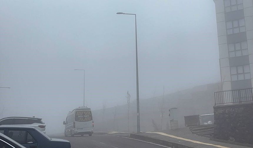Gaziantep'te sis etkili oldu! Görüş mesafesi düştü...