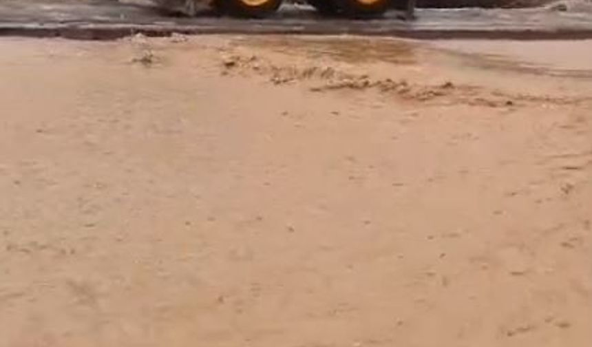 Gaziantep'te yollar göle döndü